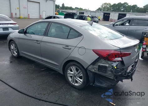 2020 Hyundai Elantra Value Edition z USA, uszkodzony, nr VIN KMHD84LF7LU949118